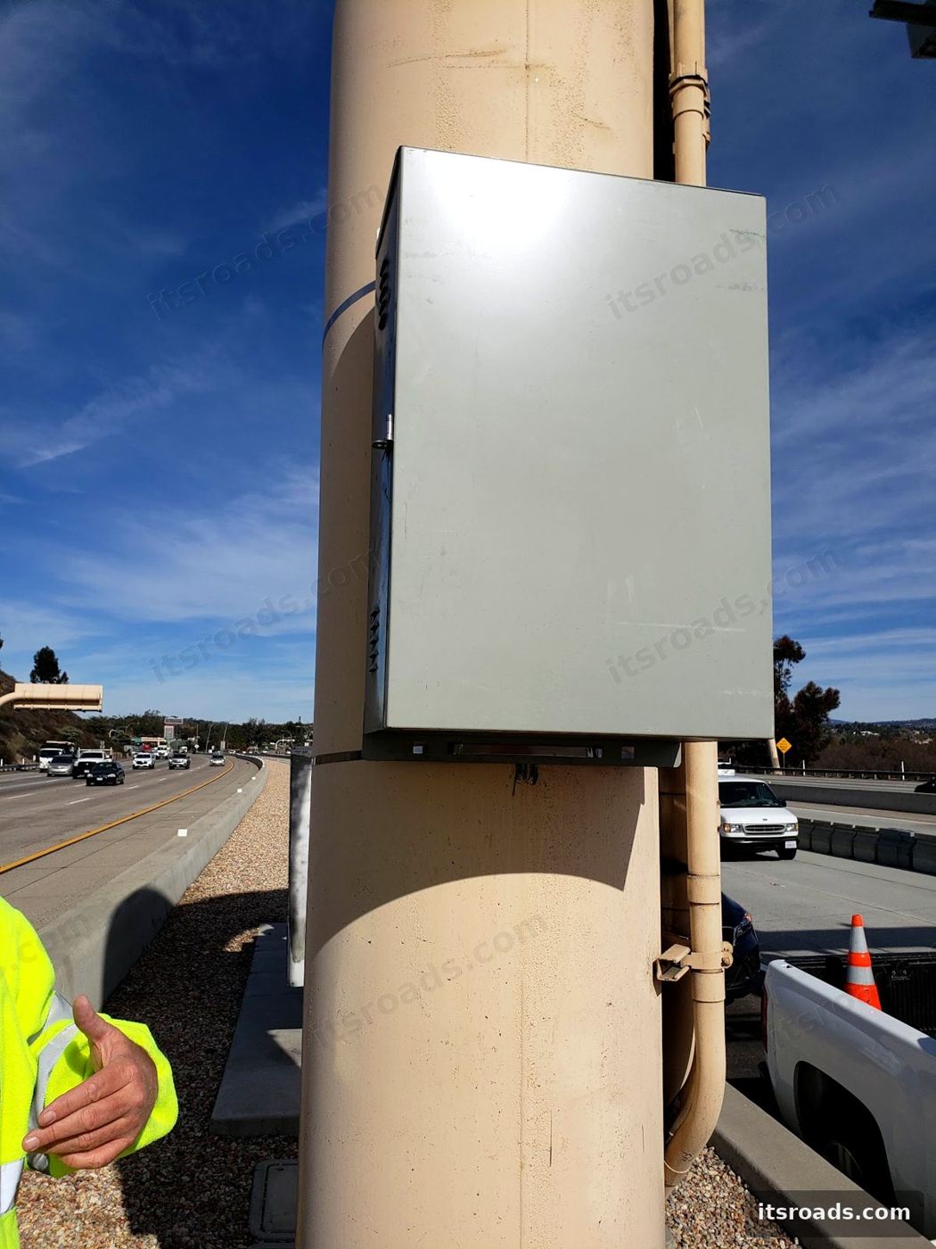 Pole-mounted enclosure for network electronics